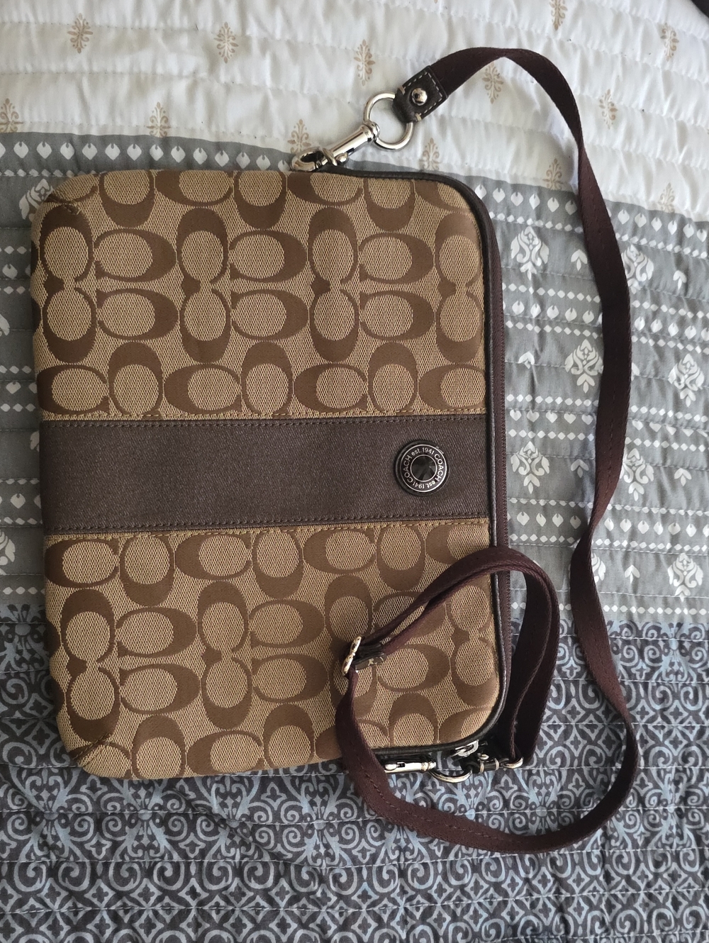 Coach Tan & Brown Signature Canvas Messenger Crossbody